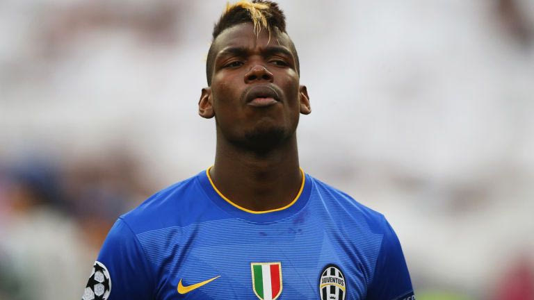 “Τρολάρει” τον ποδοσφαιρικό πλανήτη ο Πογκμπά