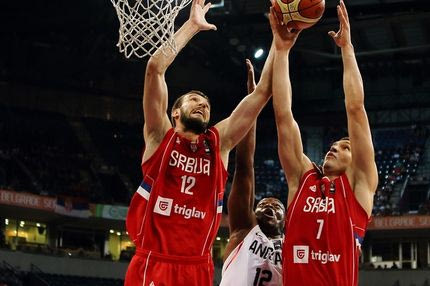 Έκανε το καθήκον της η Σερβία, πέρασε και η Τσεχία