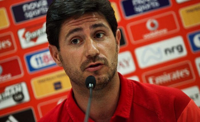 Βίκτορ: “Ο Ολυμπιακός πρέπει να είναι στους ομίλους”