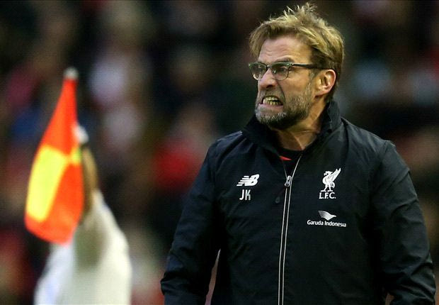 Ο Κλοπ αρνήθηκε να απαντήσει σε Έλληνα δημοσιογράφο!