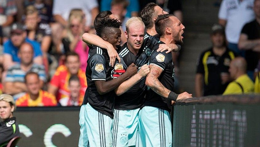 Ξέσπασε ο Άγιαξ, σοκ στο 94′ για Σταντάρ