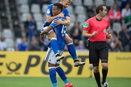 1ος γύρος: Εύκολα η Σάλκε