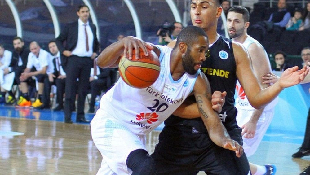 Ο Άρης έφερε τον Μπάκνερ