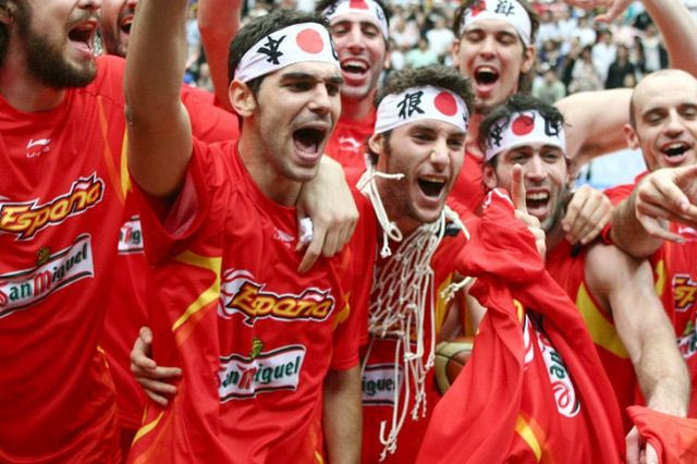 Ο Καλδερόν δεν άντεξε τον πάγκο!