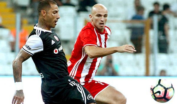 “Ήθελε τον Καμπιάσο η ΑΕΚ”