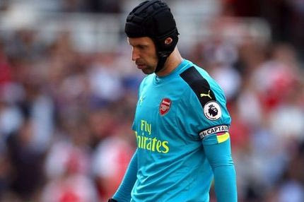 O Τσεχ τράκαρε στο πάρκινγκ του γηπέδου