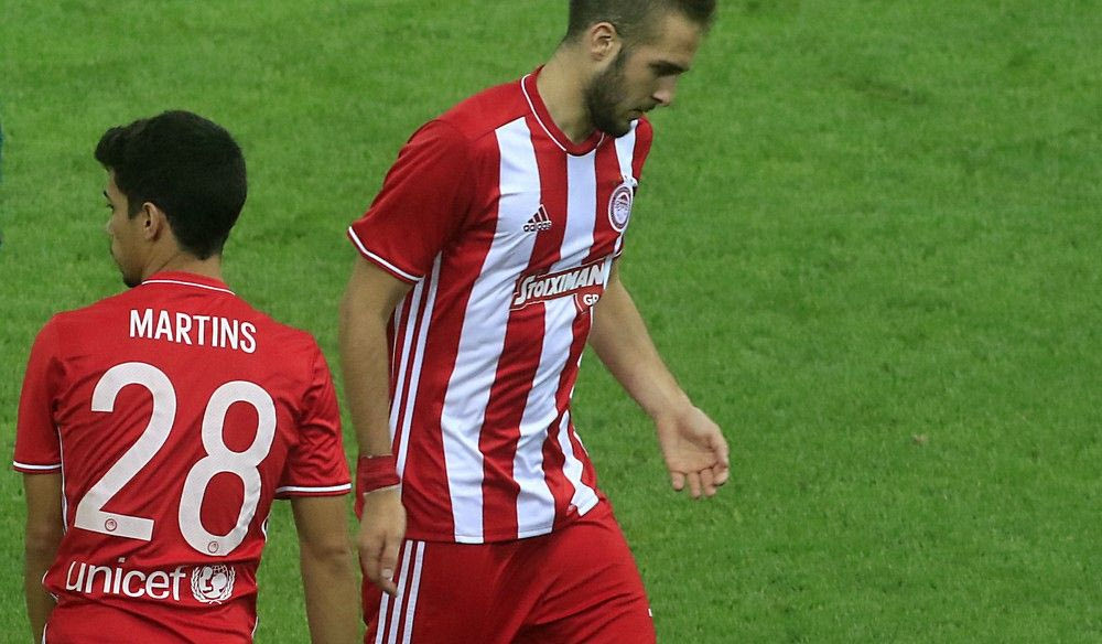 Ξήλωμα και ράψιμο απ’ την πρώτη βελονιά