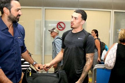 Στην Αθήνα οι Μάικ Τζέιμς και Τζέιμς Φελντέιν