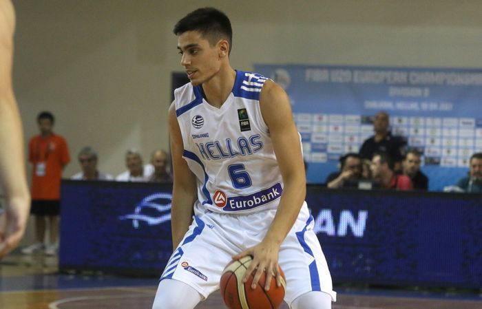 Προβάρει τα “ασπρόμαυρα” ο Κόνιαρης