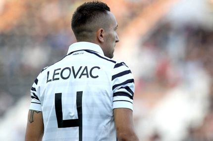Κίτρινη κάρτα πριν παίξει ο Λέοβατς!