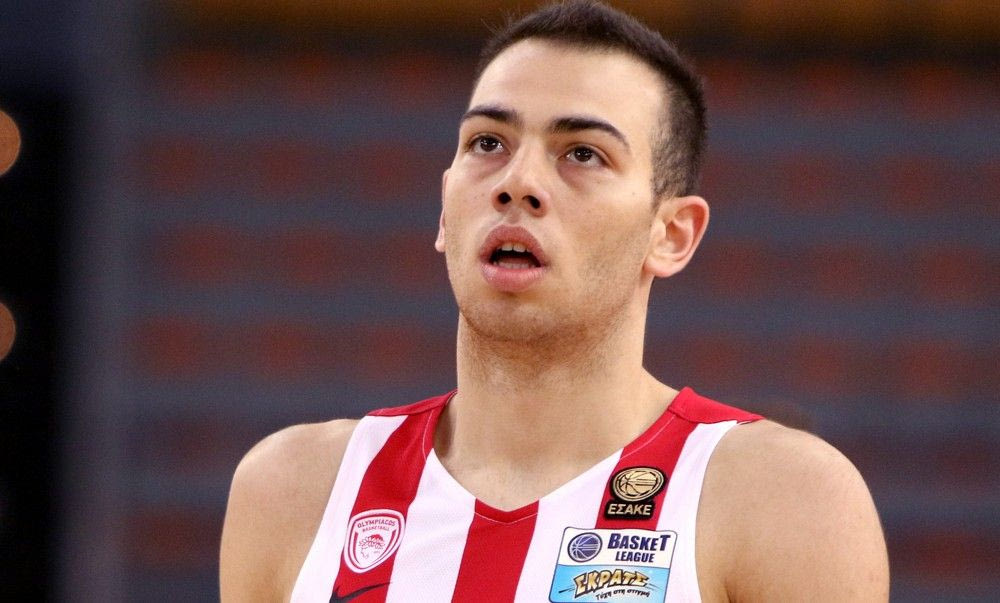 Πρόβλημα με Μουράτο, ενσωματώνεται ο Μαραγκός