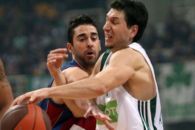 Ο Ναβάρο υποκλίνεται στον Διαμαντίδη