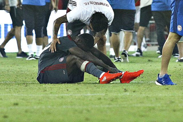 Ναι, αλλά έκαναν… κομπίνες στα κόρνερ