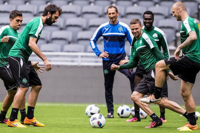 Curling επί χόρτου στην προπόνηση του Παναθηναϊκού
