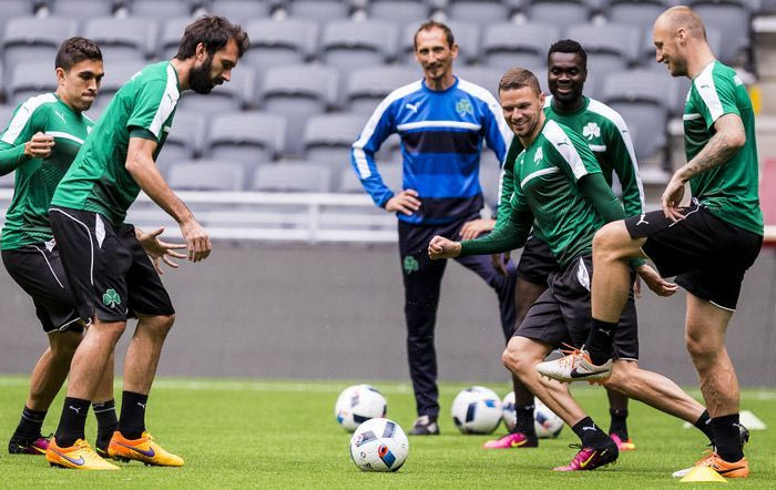 Curling επί χόρτου στην προπόνηση του Παναθηναϊκού