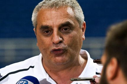 Πεδουλάκης: “Σκεπτόμενο μπάσκετ παίζει το Γκόλντεν Στέιτ”
