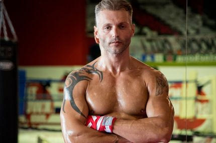 Ο Πάρης Πέτρου θα σε μυήσει στις πολεμικές τέχνες