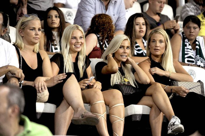 Ομορφιές: Η εξέδρα της Λεωφόρου