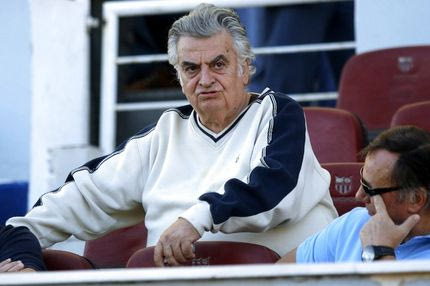 Απεβίωσε ο Τσολακάκης