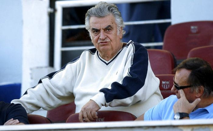 Απεβίωσε ο Τσολακάκης