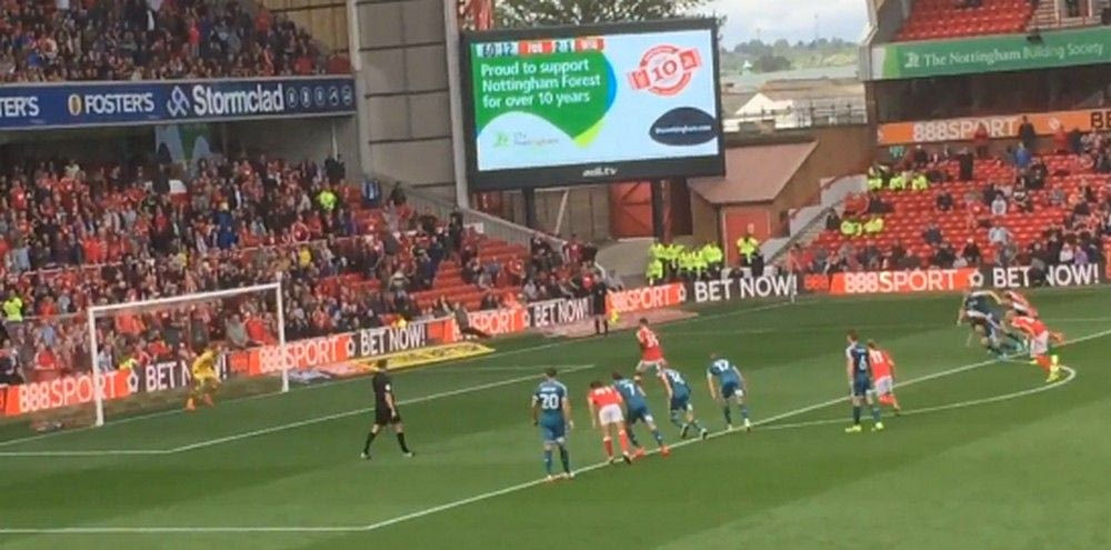 Πέναλτι ήταν και πάει για τον Βέλλιο