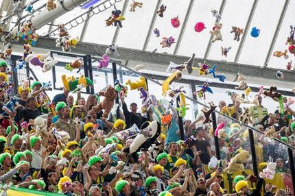 Μία κερκίδα γεμάτη αρκουδάκια στην Ολλανδία