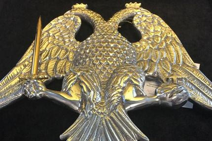 Το σύμβολο της ΑΕΚ δώρο στον Μητροπολίτη