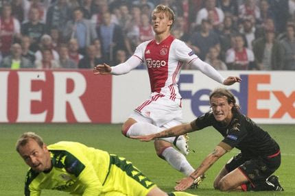 Ένα και να… καίει για τον Άγιαξ