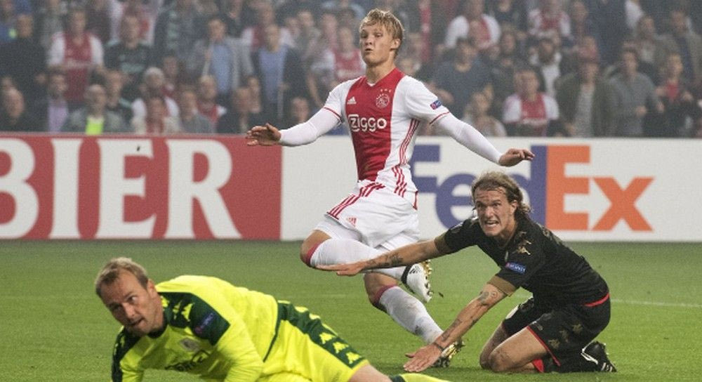 Ένα και να… καίει για τον Άγιαξ