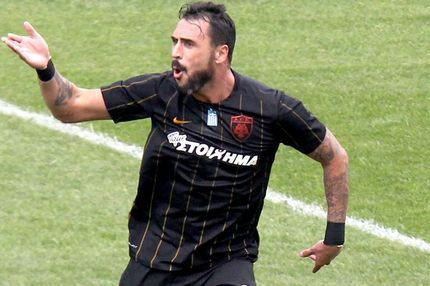 Πατίτο κερνούσε, Αλμέιδα… έπινε