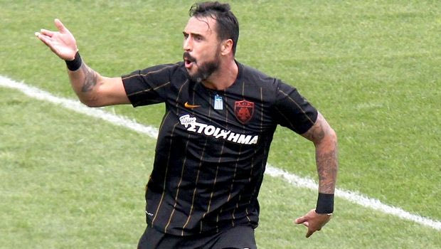 Πατίτο κερνούσε, Αλμέιδα… έπινε