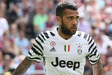 “Ξεμάτιασαν” τον Άλβες: Πρώτο γκολ μετά από τρία χρόνια!