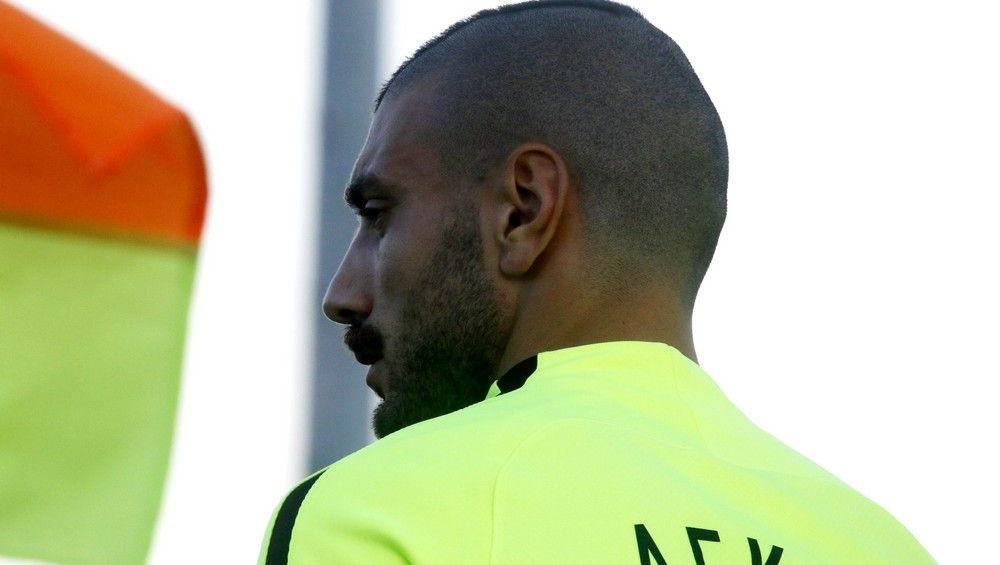 Ο Αραβίδης άνοιξε την πόρτα της εξόδου από την ΑΕΚ