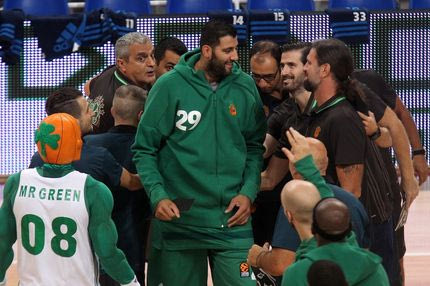 Σταύρος και Χριστίνα Ψωμιάδη στο πλευρό του Μπουρούση