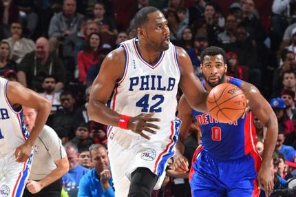 Ο “παππούς” των Σίξερς επιστρέφει