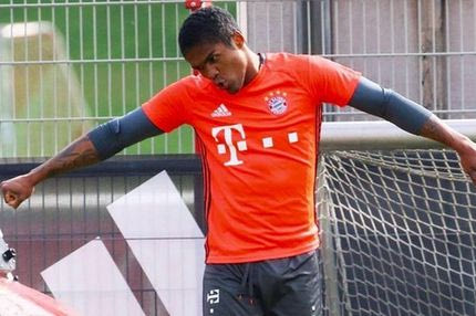 Τέτοιο πέναλτι βάζει ΜΟΝΟ ο Ντόουγκλας Κόστα!