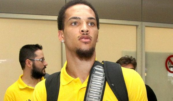 Πολυβόλο και winner για την ΑΕΚ ο Ντίξον κόντρα στη Γαλατάσαραϊ