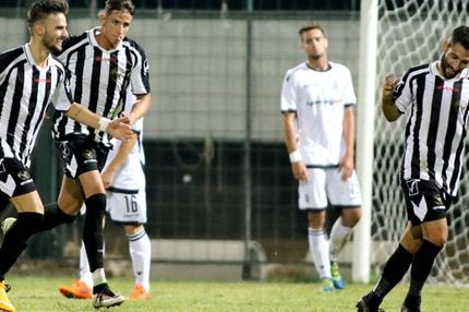 Η Δόξα Δράμας διέλυσε τον ΠΑΟΚ