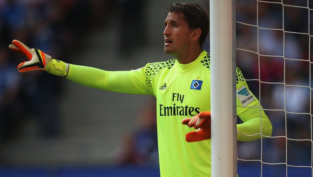 H Μπάγερν υποκλίθηκε δημόσια σε αντίπαλο γκολκίπερ!