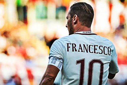 H απίστευτη γκάφα της FIFA στα γενέθλια του Τότι!