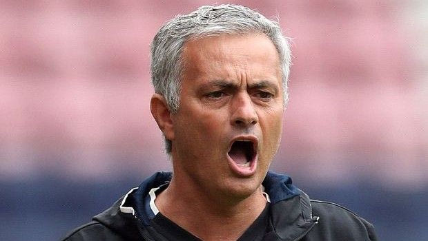 O παίκτης που δεν θέλει να… βλέπει ο Μουρίνιο