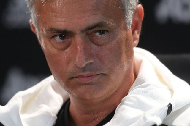 Ο Μουρίνιο ξέσπασε κατά διαιτητή και παικτών!