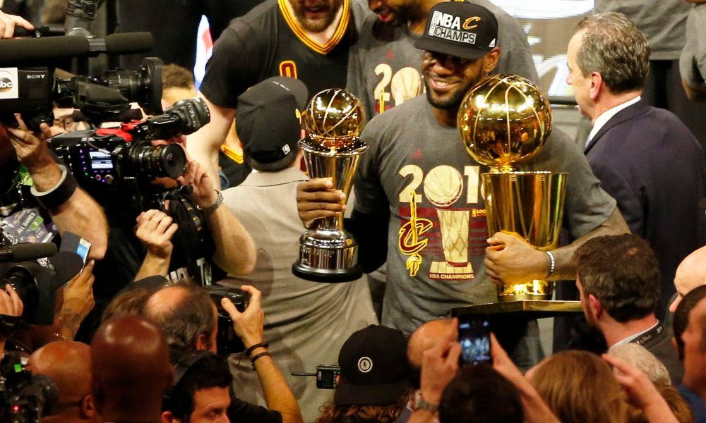 Οι παίκτες των Καβαλίερς δεν σταματούν να βλέπουν το Game 7 της περσινής σεζόν