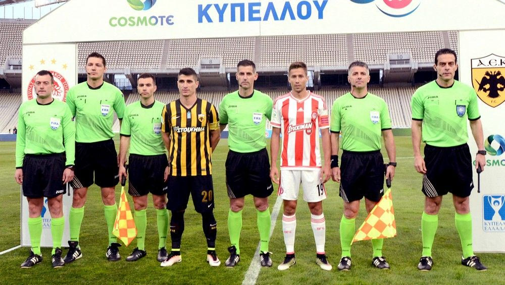 Ο Σιδηρόπουλος στο ντέρμπι Ολυμπιακός-ΑΕΚ