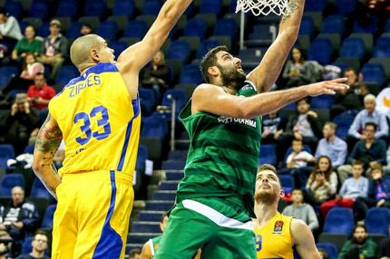 Τάπα στον Μπουρούση στην εκπνοή και ήττα για τον Παναθηναϊκό