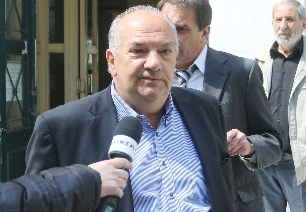 Προύντζος: “Παραιτούμαστε την άλλη εβδομάδα με τον Γκιρτζίκη”