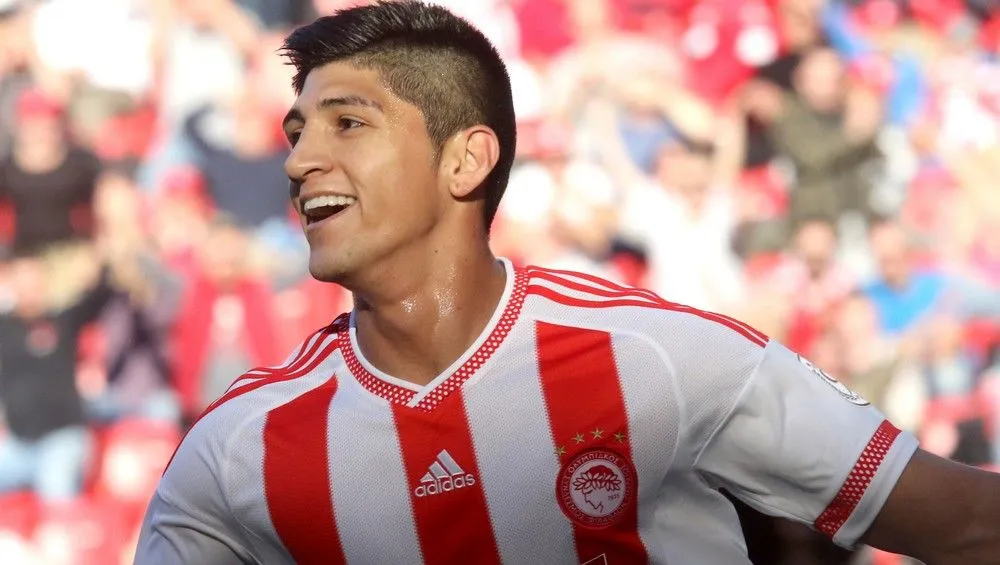 Από τον Ολυμπιακό στην Τσίβας: Ο Πουλίδο εξηγεί γιατί έφυγε…