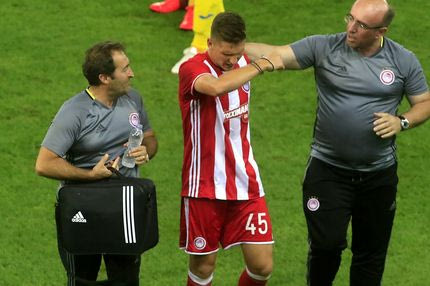 Έσπασε το κεφάλι του ο Ρέτσος στο “Καυτανζόγλειο”