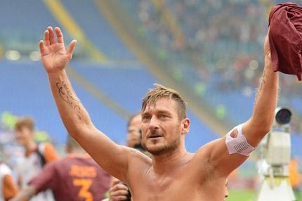 Ο Τότι γιορτάζει στο Facebook τα 40 του χρόνια