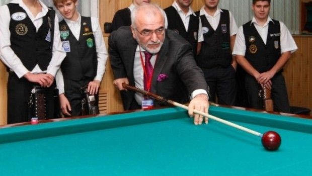 5 εκατομμύρια για το μπιλιάρδο, βρε Ιβάν;